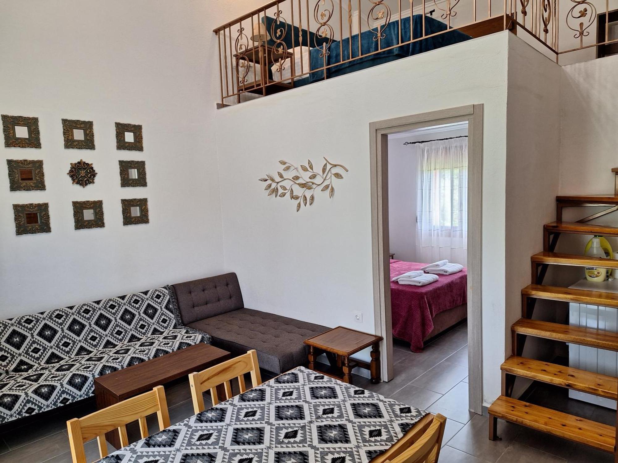 Ferienwohnung To Petrino Spiti Posidi Exterior foto
