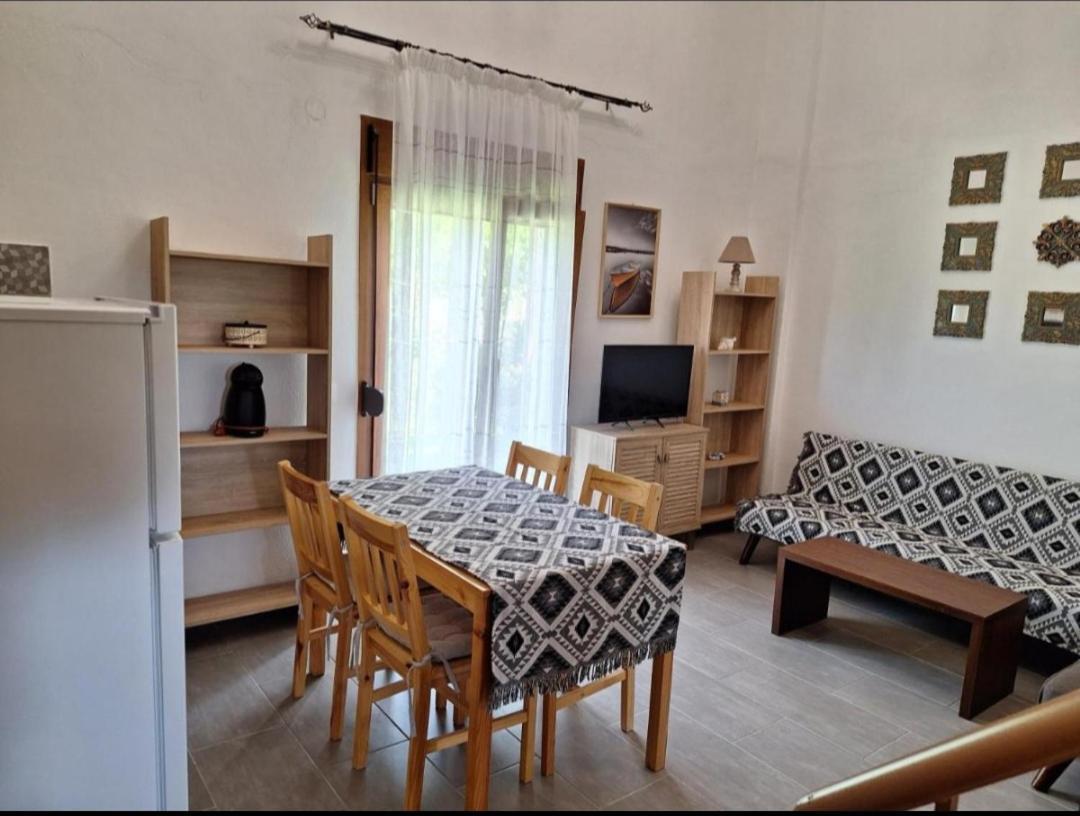 Ferienwohnung To Petrino Spiti Posidi Zimmer foto